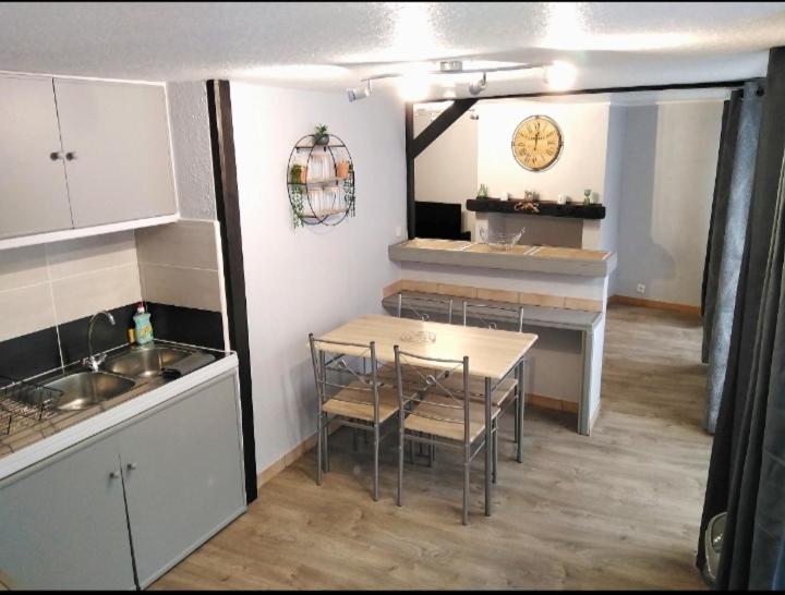 T2 Bis Quartier Chateau De Pau Eksteriør bilde